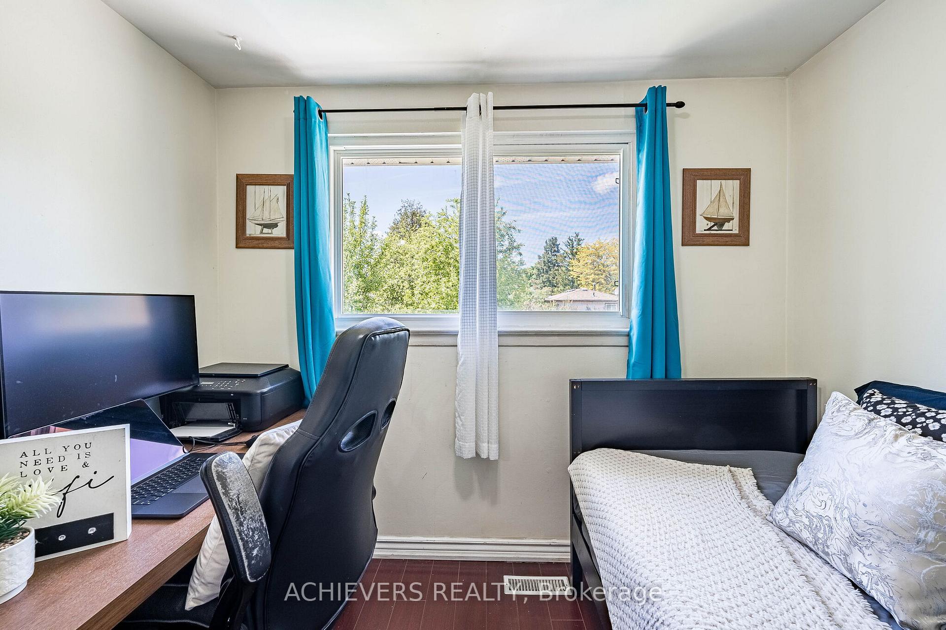 Photo 27 of 58 Archdekin Drive, Brampton, Madoc — HOMEH
