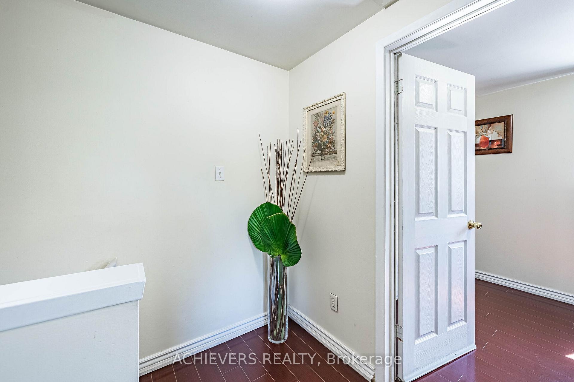 Photo 30 of 58 Archdekin Drive, Brampton, Madoc — HOMEH