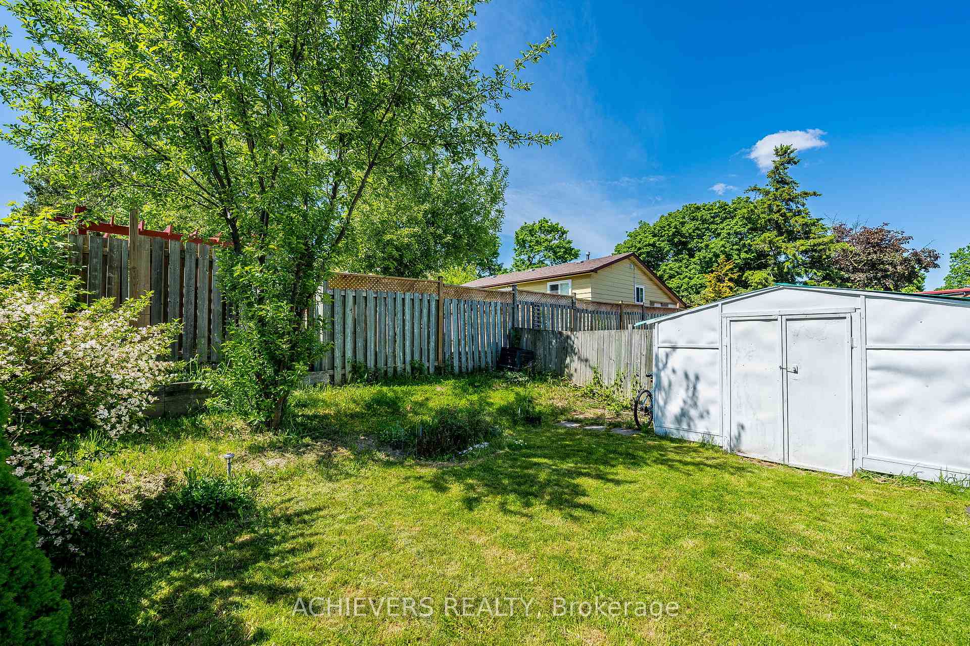 Photo 41 of 58 Archdekin Drive, Brampton, Madoc — HOMEH