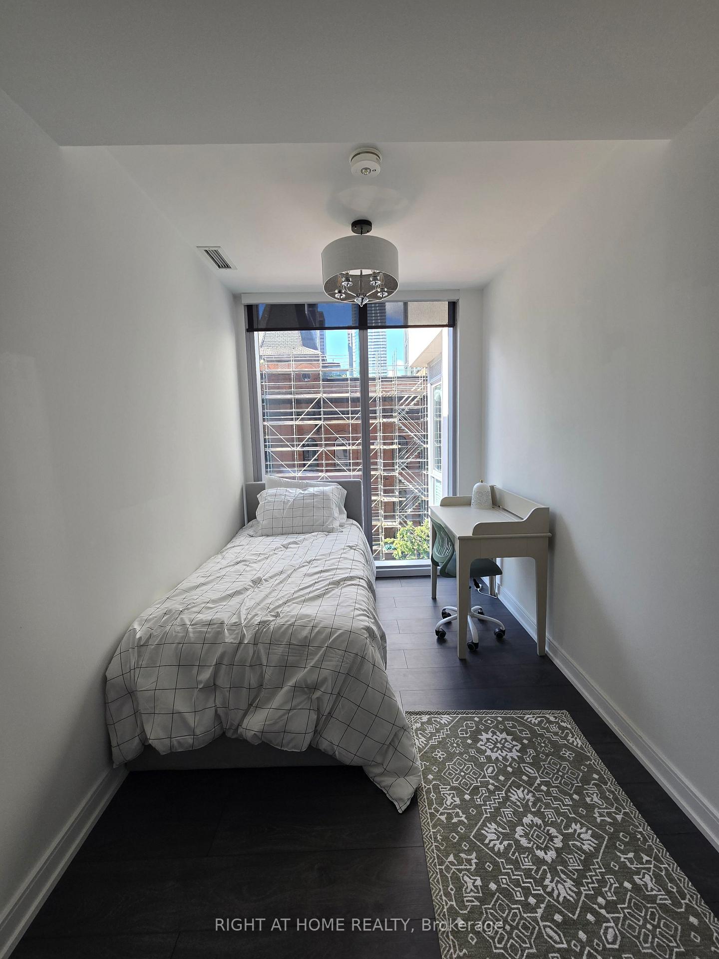 Photo 9 of Unit 512, 3 Gloucester Street, Toronto, Church-Yonge Corridor — HOMEH