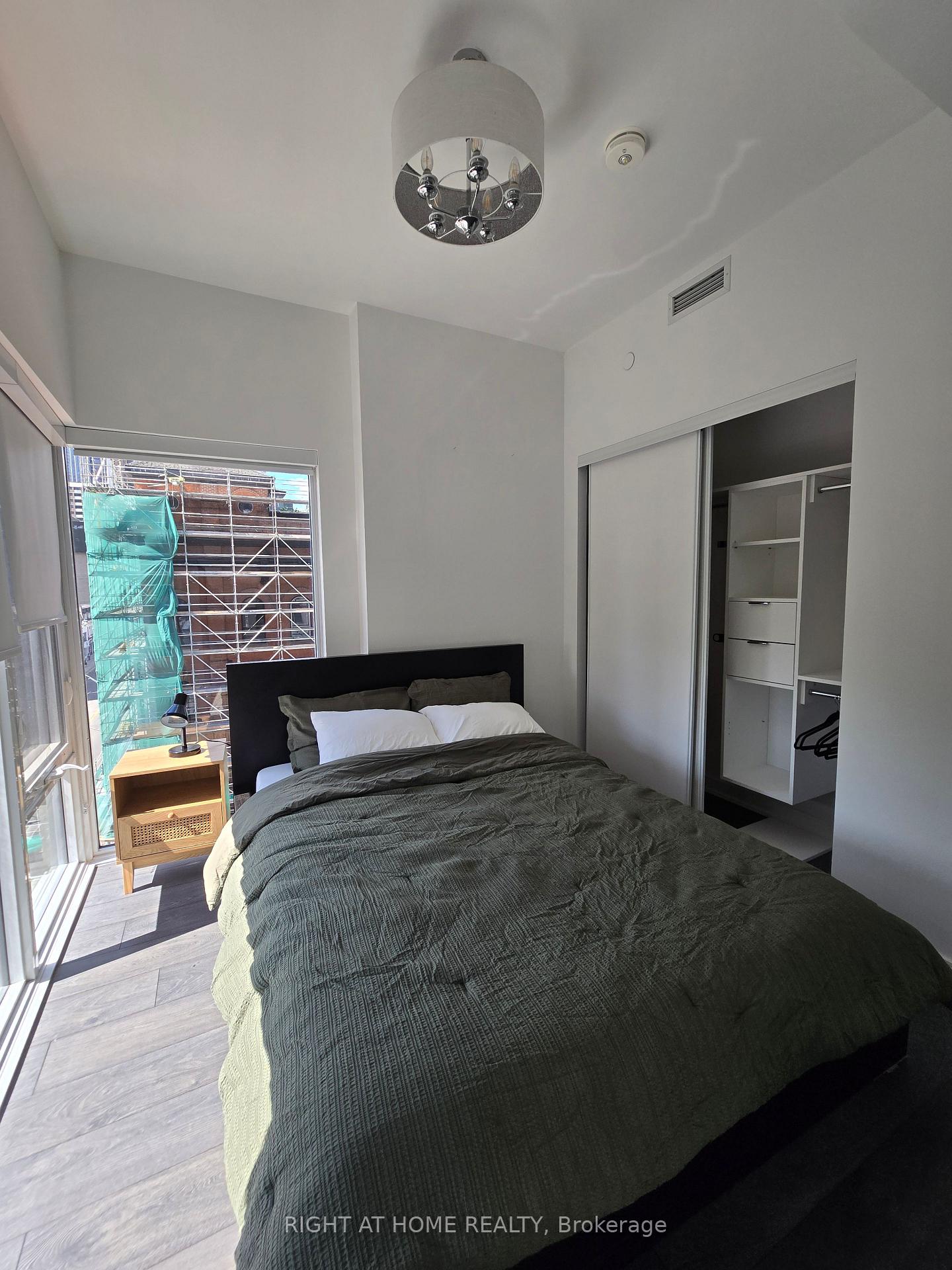 Photo 12 of Unit 512, 3 Gloucester Street, Toronto, Church-Yonge Corridor — HOMEH