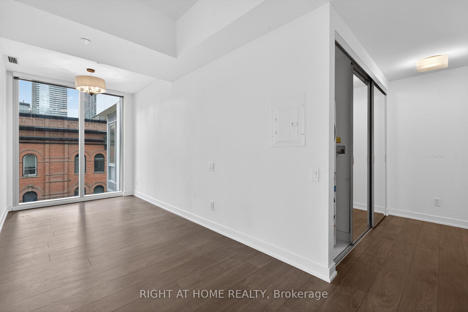 Photo 18 of Unit 512, 3 Gloucester Street, Toronto, Church-Yonge Corridor — HOMEH