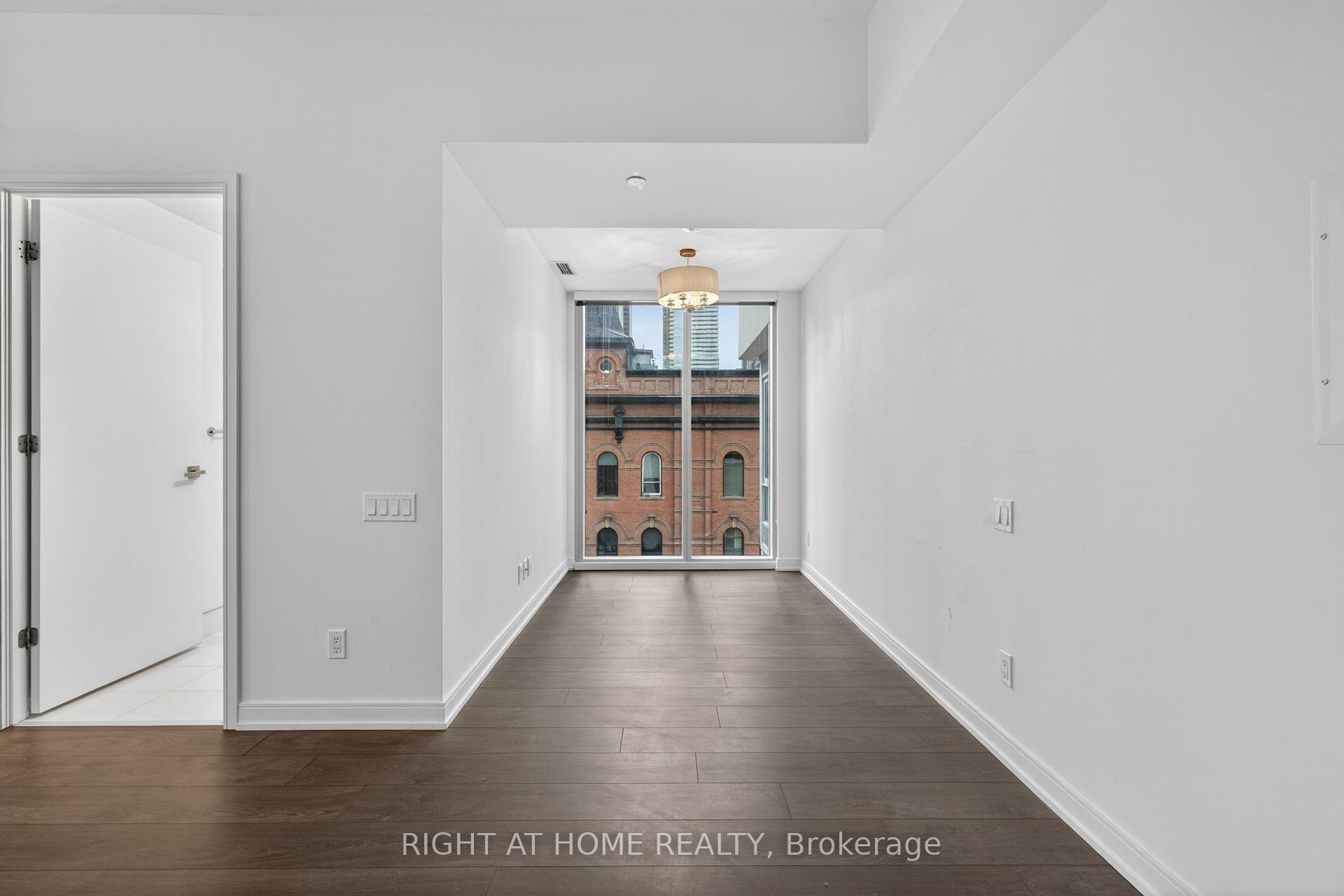 Photo 19 of Unit 512, 3 Gloucester Street, Toronto, Church-Yonge Corridor — HOMEH