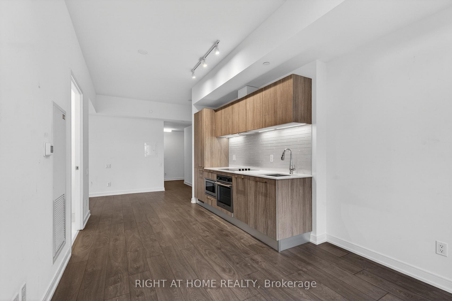 Photo 23 of Unit 512, 3 Gloucester Street, Toronto, Church-Yonge Corridor — HOMEH