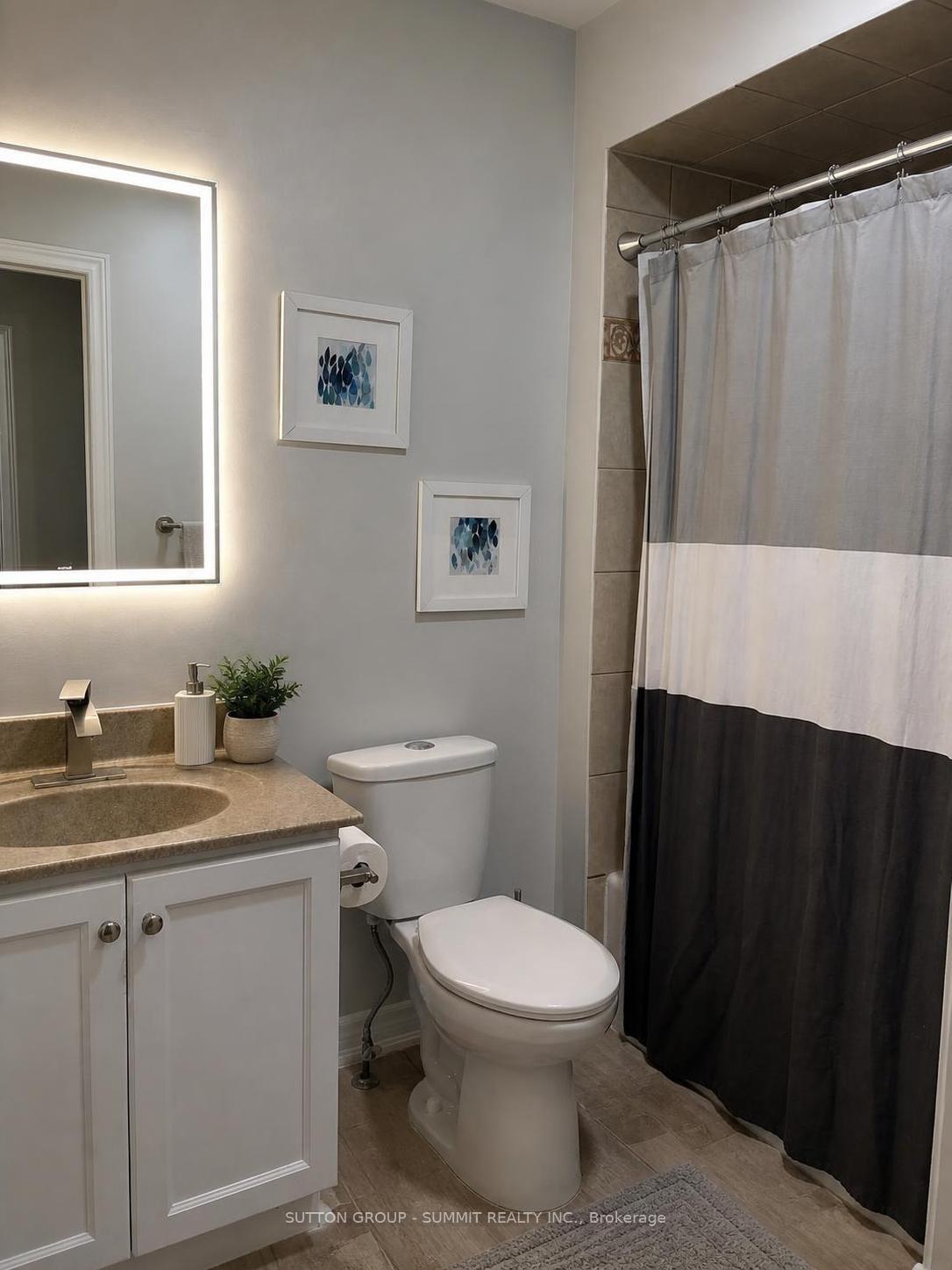 Photo 9 of 910 Knotty Pine Grove, Mississauga, Meadowvale Village — HOMEH