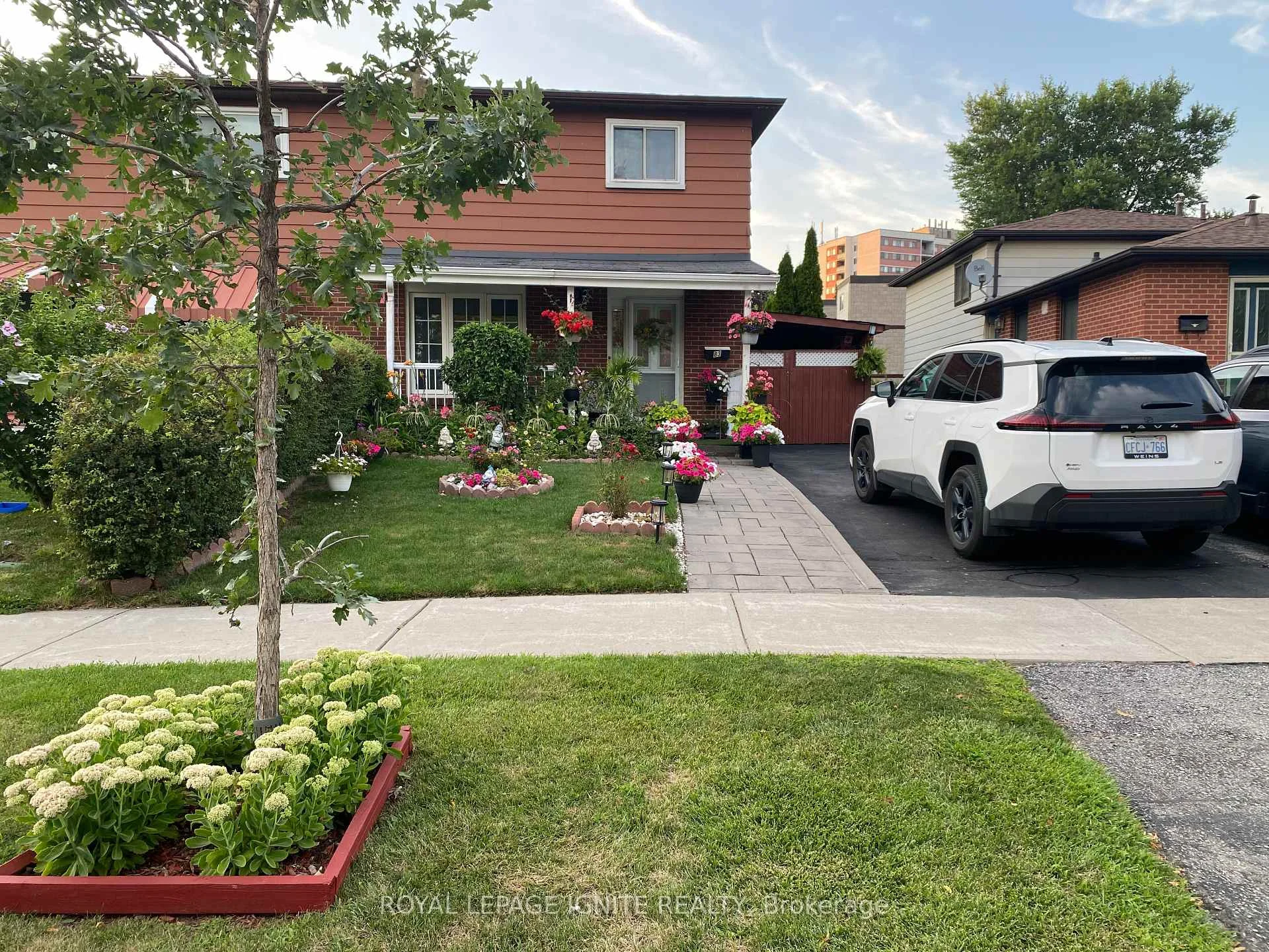 Photo 4 of 83 Coxworth Crescent, Scarborough, Malvern — HOMEH