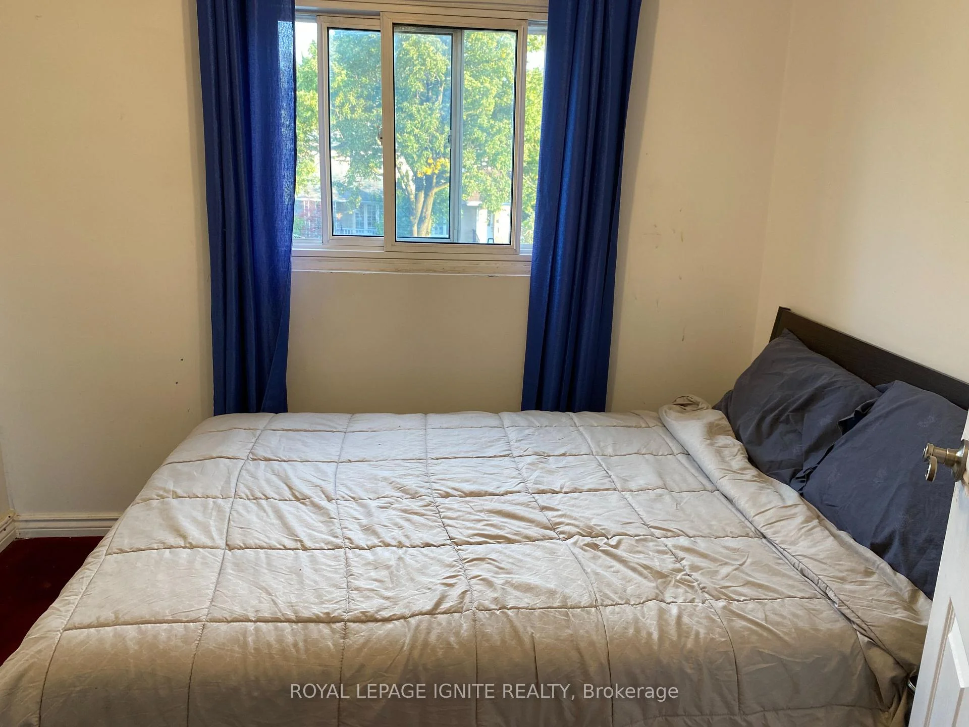 Photo 54 of 83 Coxworth Crescent, Scarborough, Malvern — HOMEH