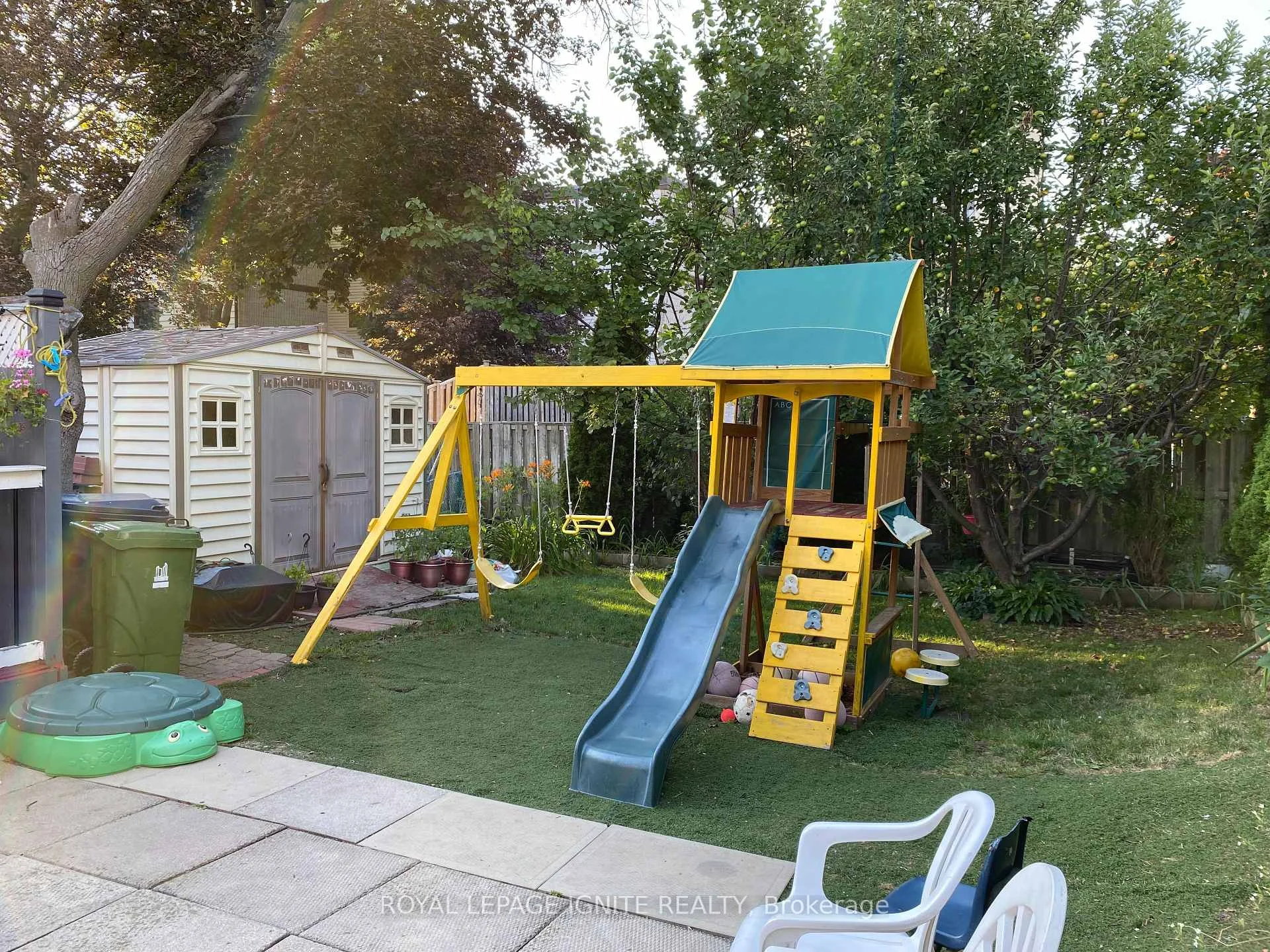 Photo 76 of 83 Coxworth Crescent, Scarborough, Malvern — HOMEH
