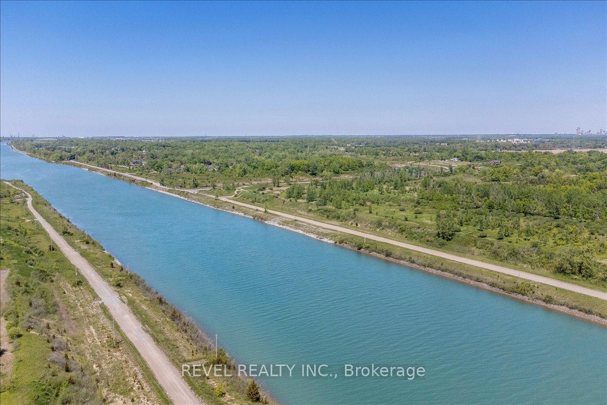 Photo 48 of 68 Galloway Trail, Welland, Hwy 406/Welland — HOMEH