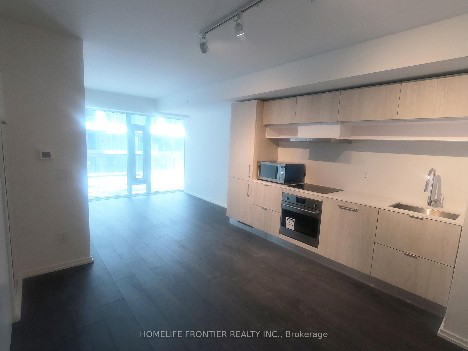 Photo 6 of Unit 744, 8 Hillsdale Avenue E, Toronto, Mount Pleasant West — HOMEH