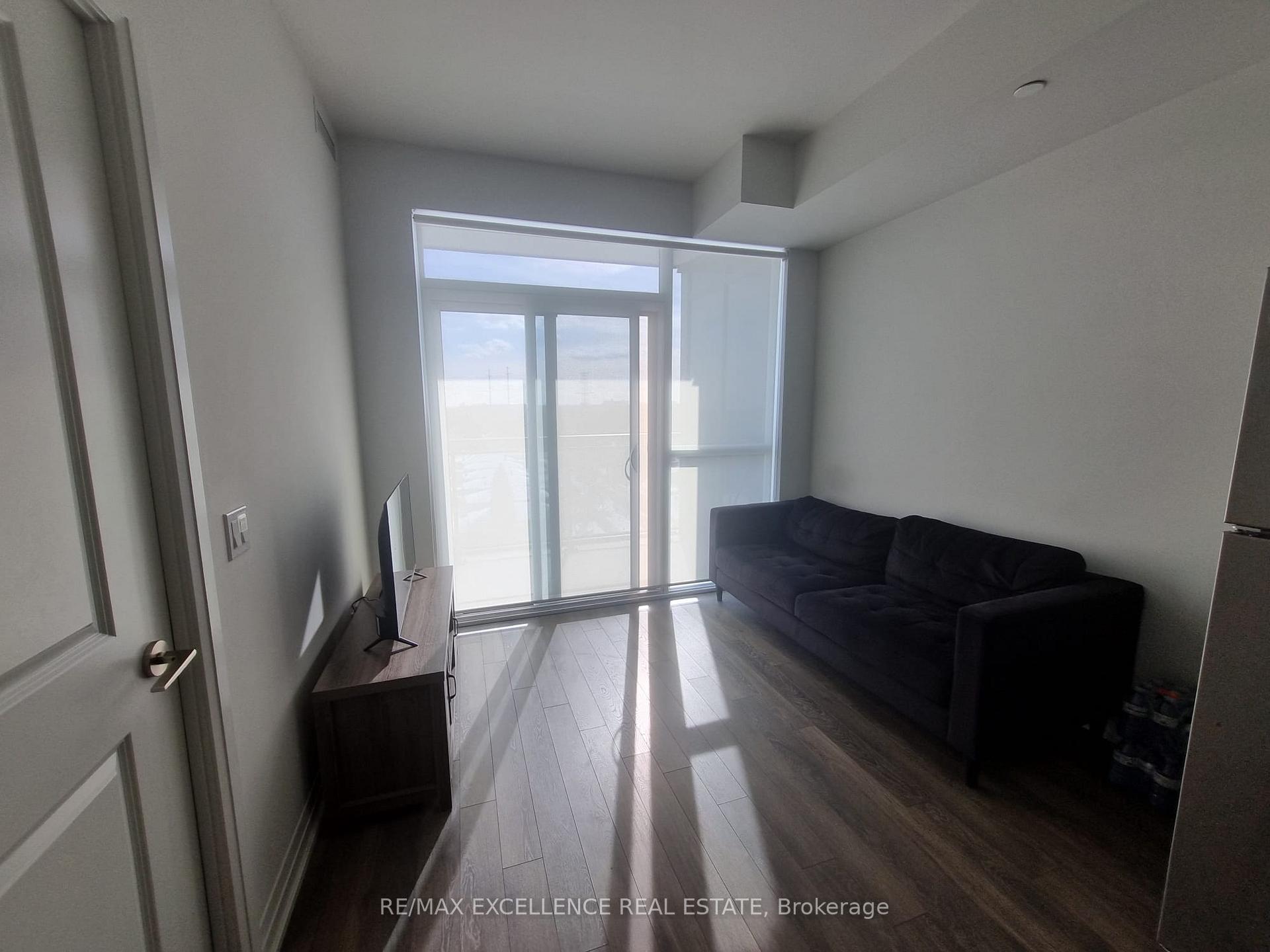 Photo 5 of Unit 707, 10 Meadowglen Place, Scarborough, Woburn — HOMEH