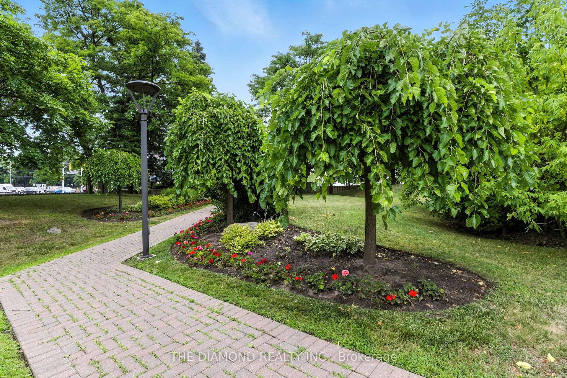 Photo 3 of Unit 1805, 1360 Rathburn Road E, Mississauga, Rathwood — HOMEH