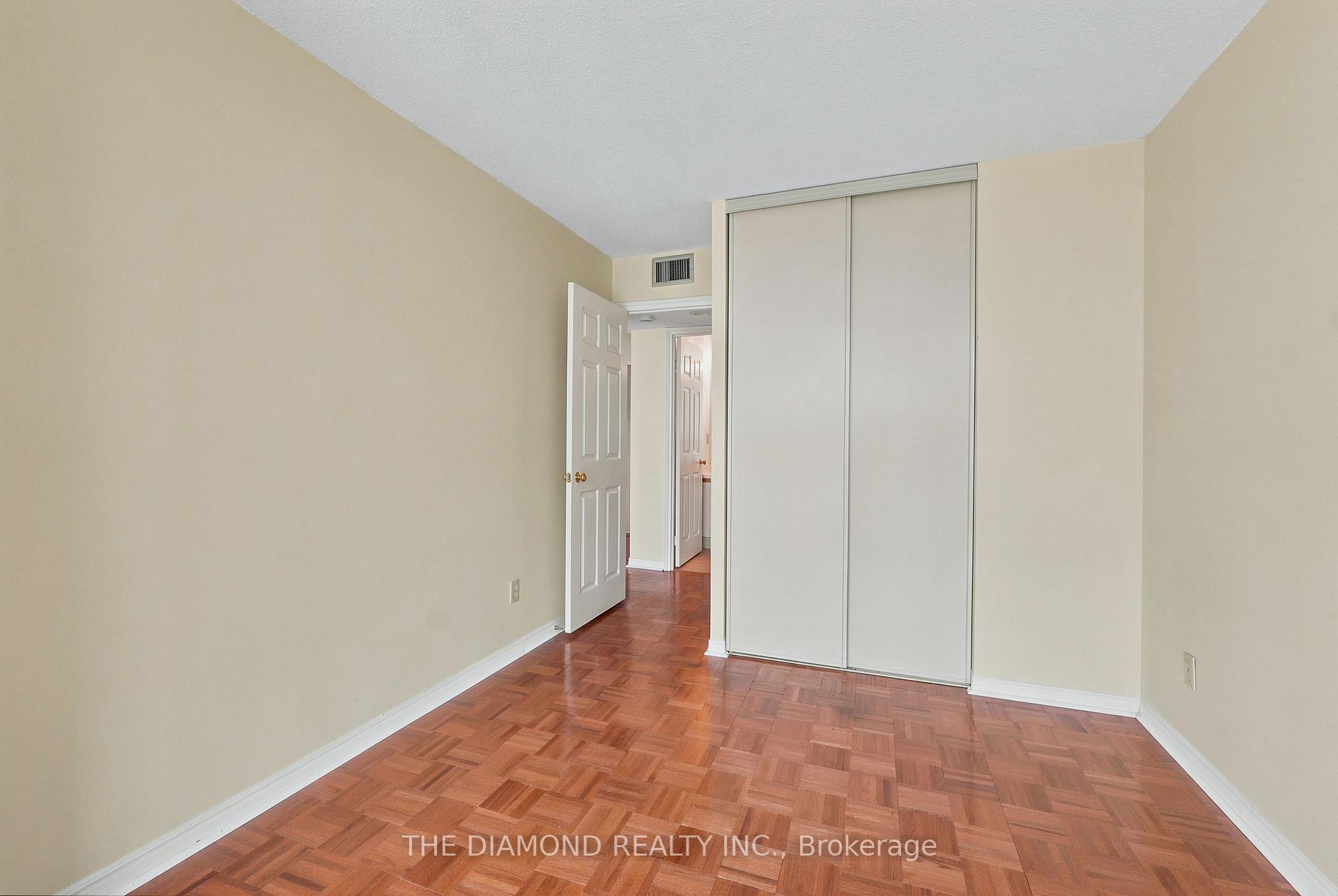 Photo 23 of Unit 1805, 1360 Rathburn Road E, Mississauga, Rathwood — HOMEH