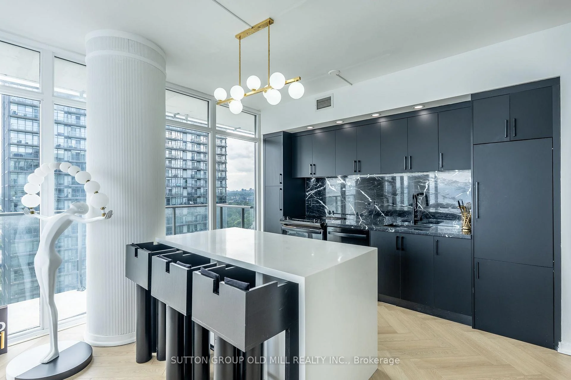 Photo 9 of Unit 2505, 103 The Queensway, Toronto, High Park-Swansea — HOMEH