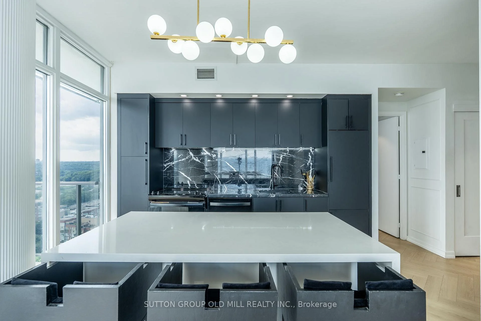 Photo 11 of Unit 2505, 103 The Queensway, Toronto, High Park-Swansea — HOMEH