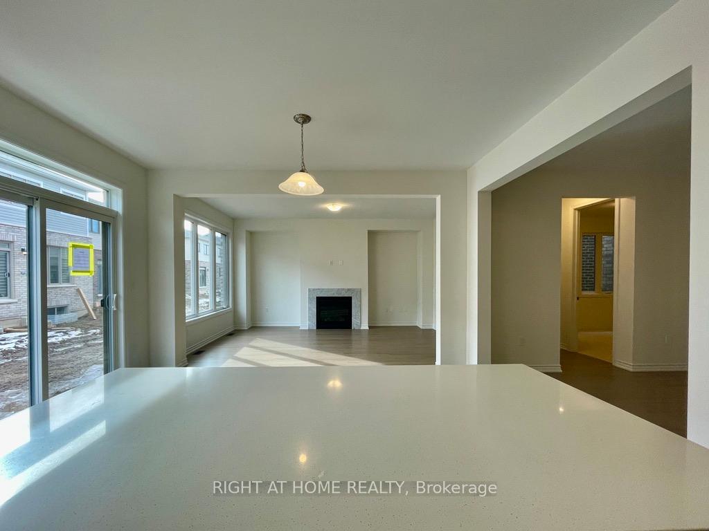 Photo 6 of 64 Gemini Drive, Barrie, Rural Barrie Southeast — HOMEH