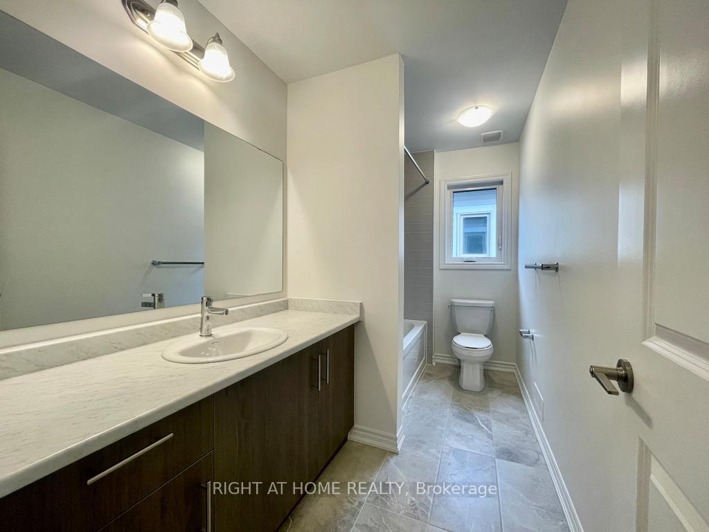 Photo 22 of 64 Gemini Drive, Barrie, Rural Barrie Southeast — HOMEH