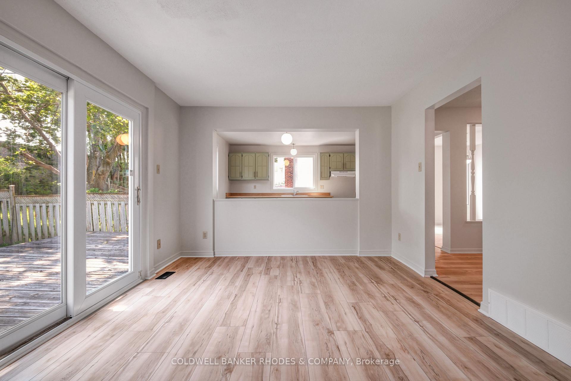 Photo 15 of 6290 Fortune Drive, Ottawa, Convent Glen North — HOMEH