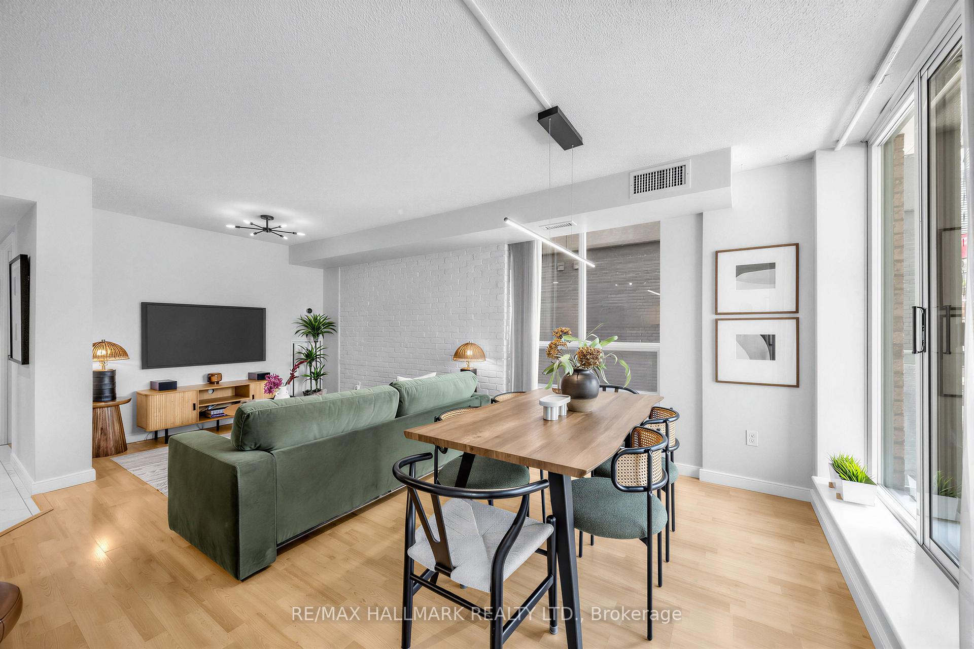 Photo 4 of Unit 303, 311 Richmond Street, Toronto, Moss Park — HOMEH