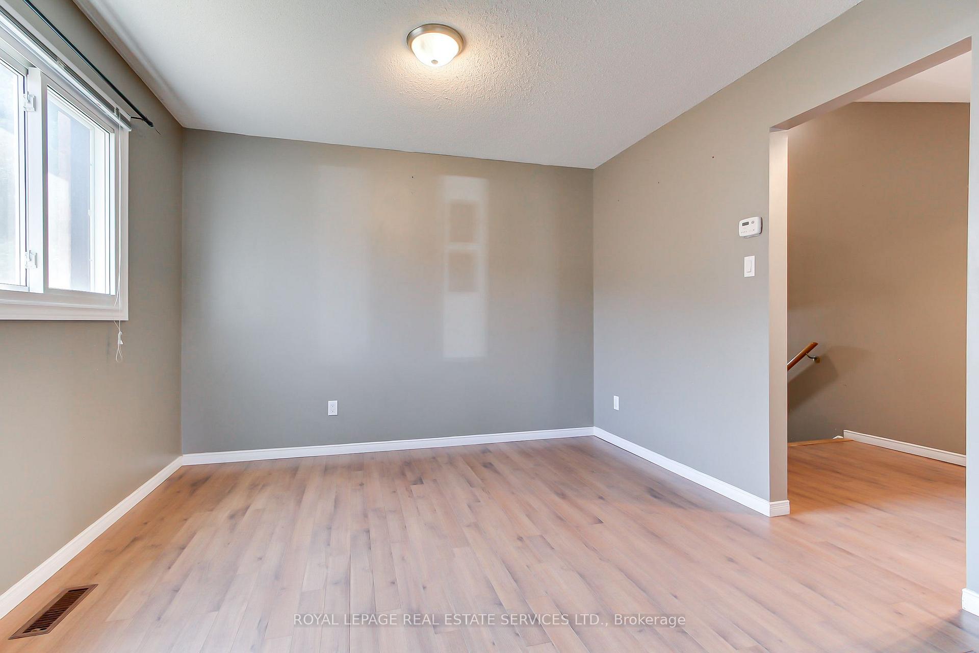 Photo 8 of 51 Nottawasaga Drive, Essa, Angus — HOMEH
