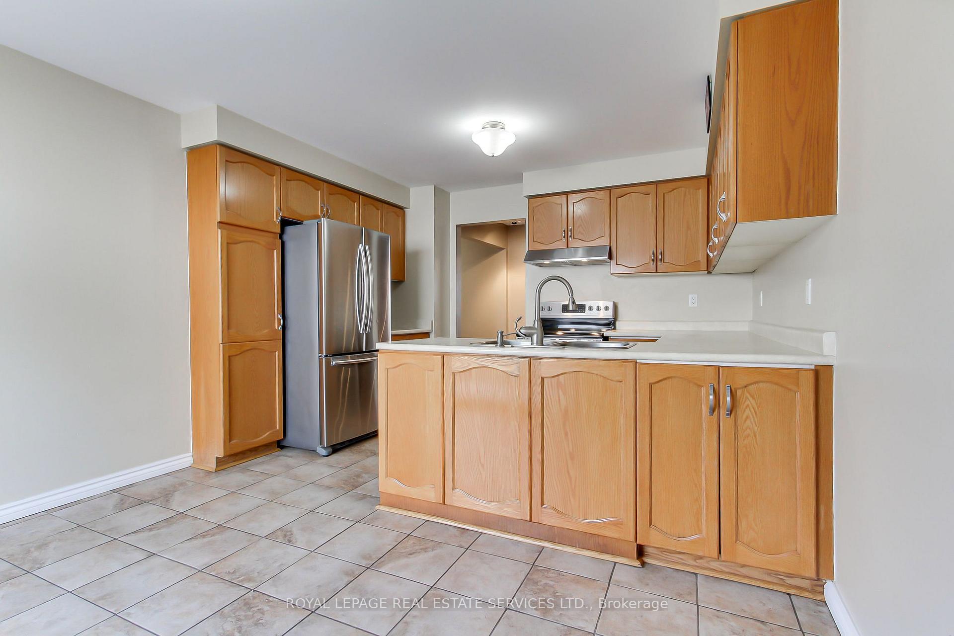 Photo 10 of 51 Nottawasaga Drive, Essa, Angus — HOMEH