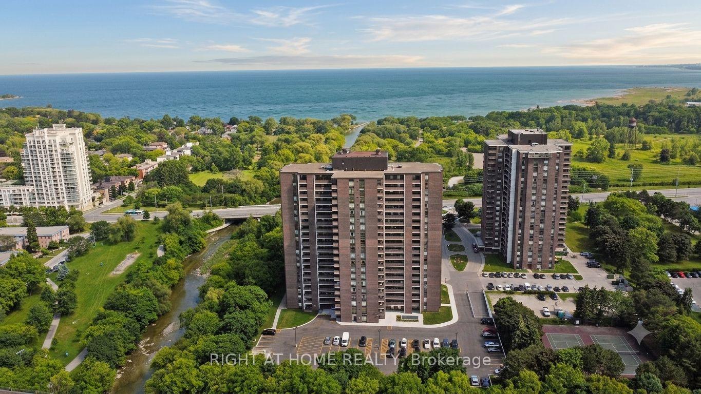 Photo 1 of Unit 808, 1535 Lakeshore Road E, Mississauga, Lakeview — HOMEH
