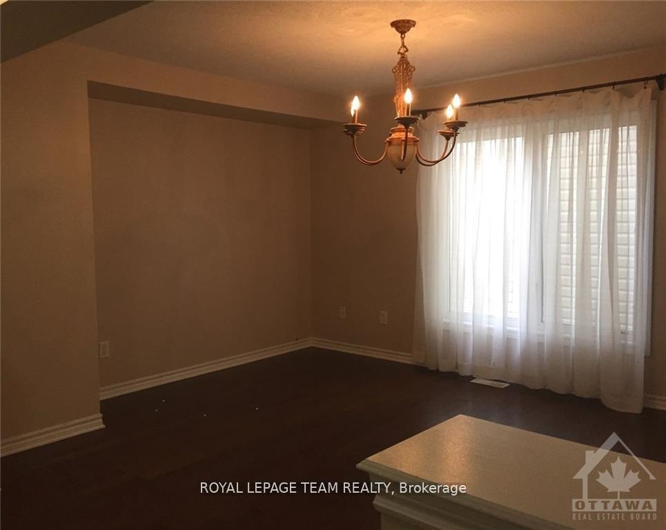 Photo 4 of 2316 River Mist Road, Ottawa, Barrhaven - Half Moon Bay — HOMEH