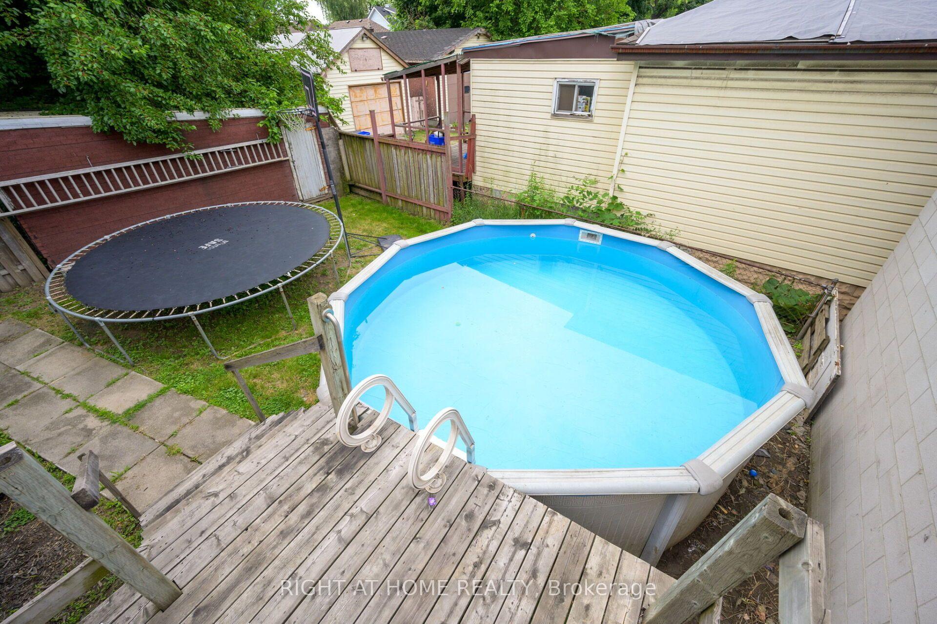 Photo 33 of 372 Beach Road, Hamilton, Crown Point — HOMEH