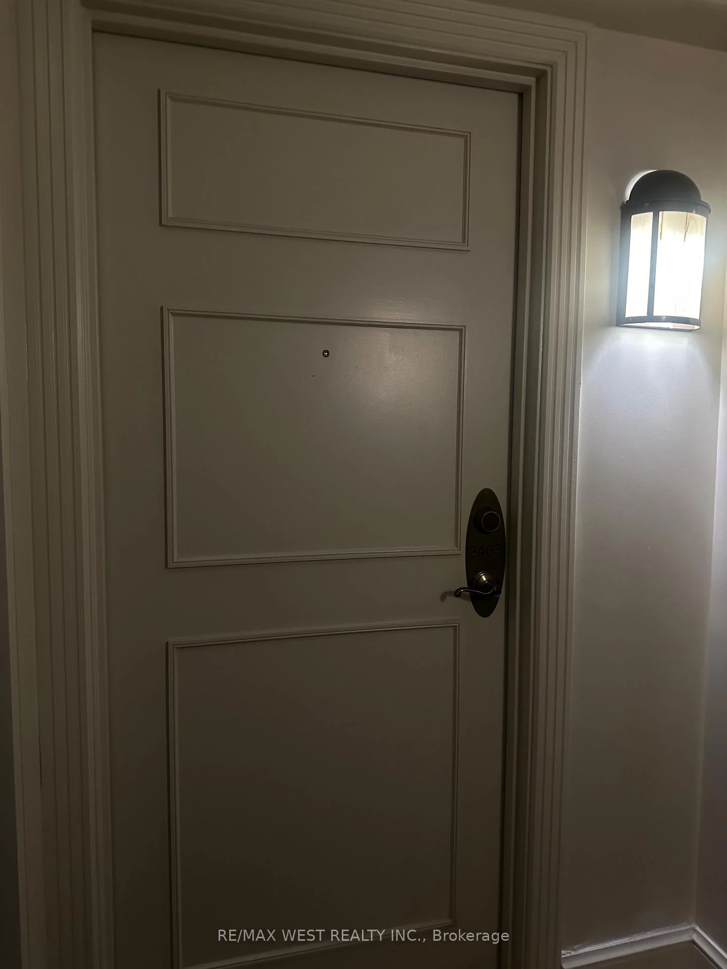 Photo 4 of Unit 2403, 710 Humberwood Boulevard, Etobicoke, West Humber-Clairville — HOMEH