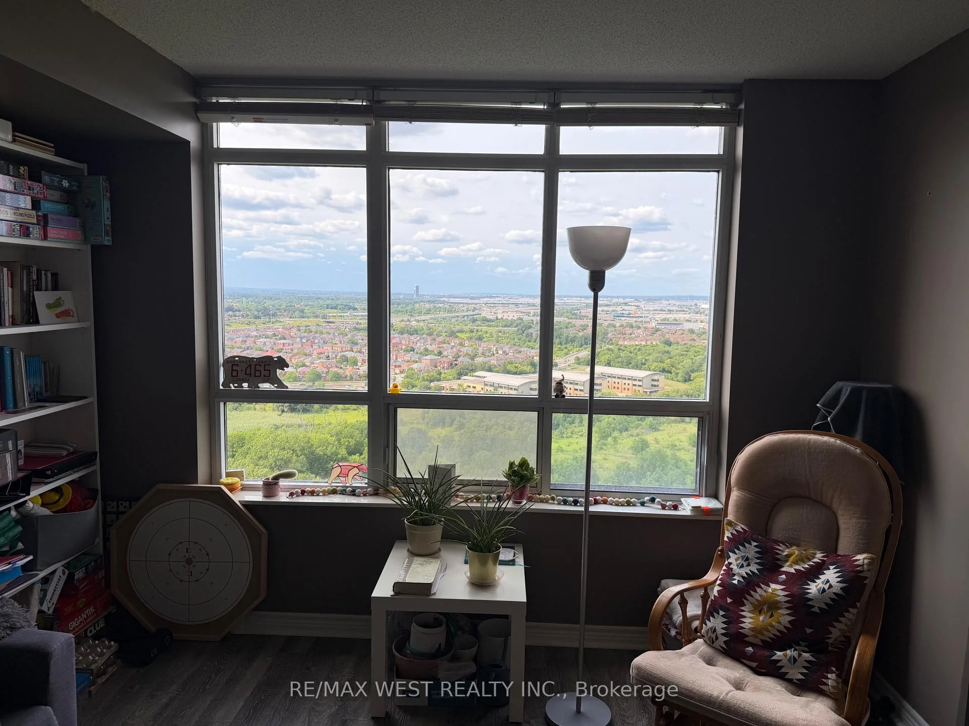 Photo 8 of Unit 2403, 710 Humberwood Boulevard, Etobicoke, West Humber-Clairville — HOMEH
