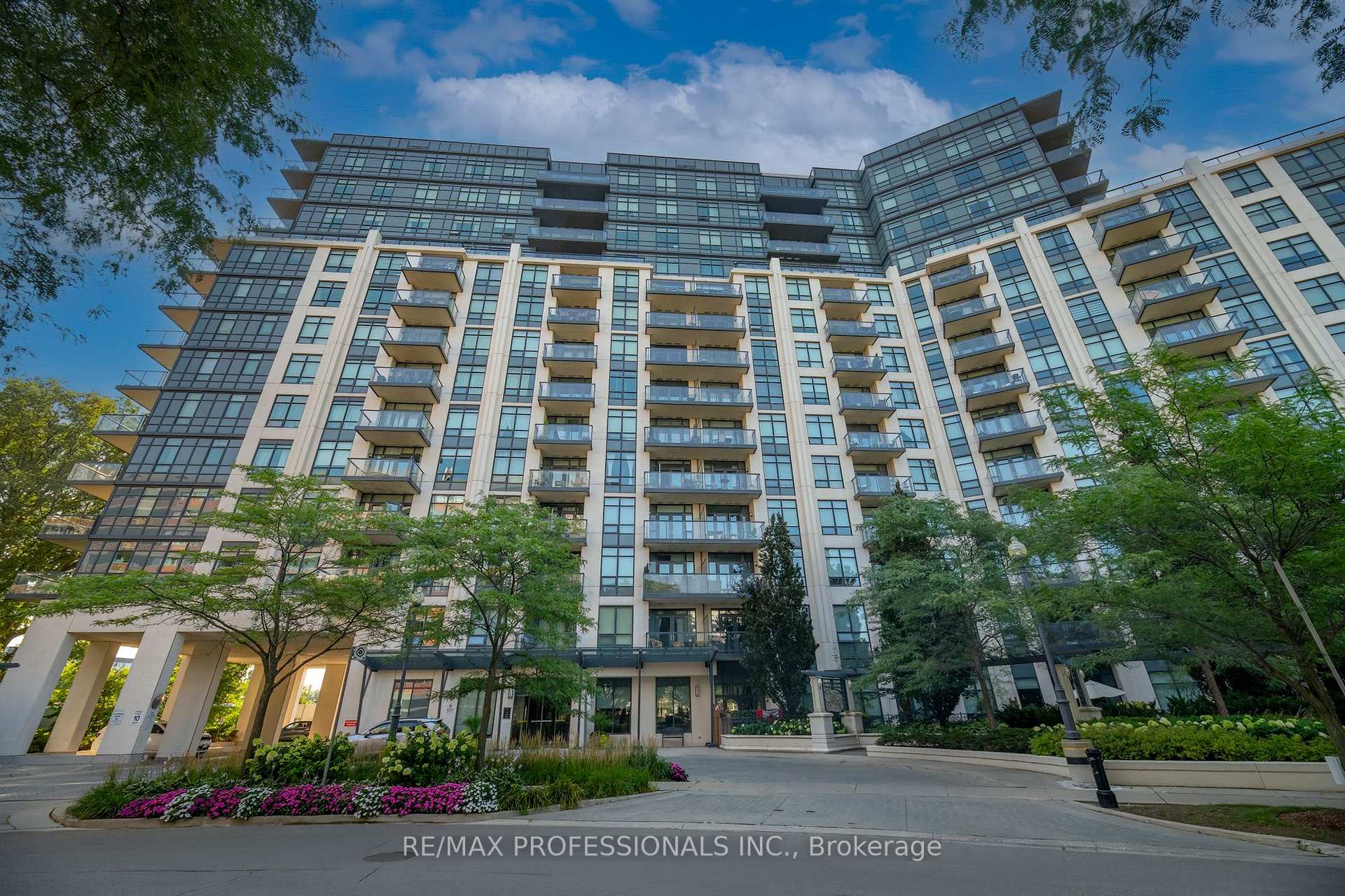 Photo of Unit 312, 1135 Royal York Road