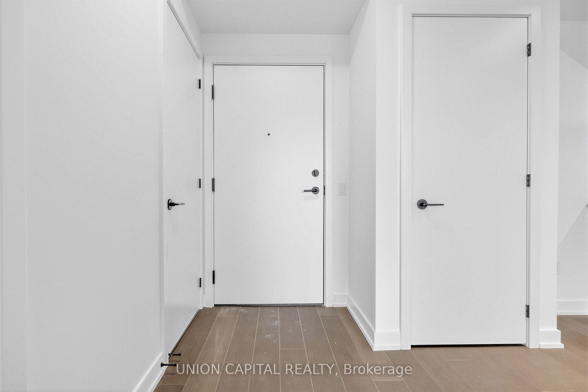 Photo 3 of Unit 917, 89 Montclair Avenue, Toronto, Forest Hill South — HOMEH