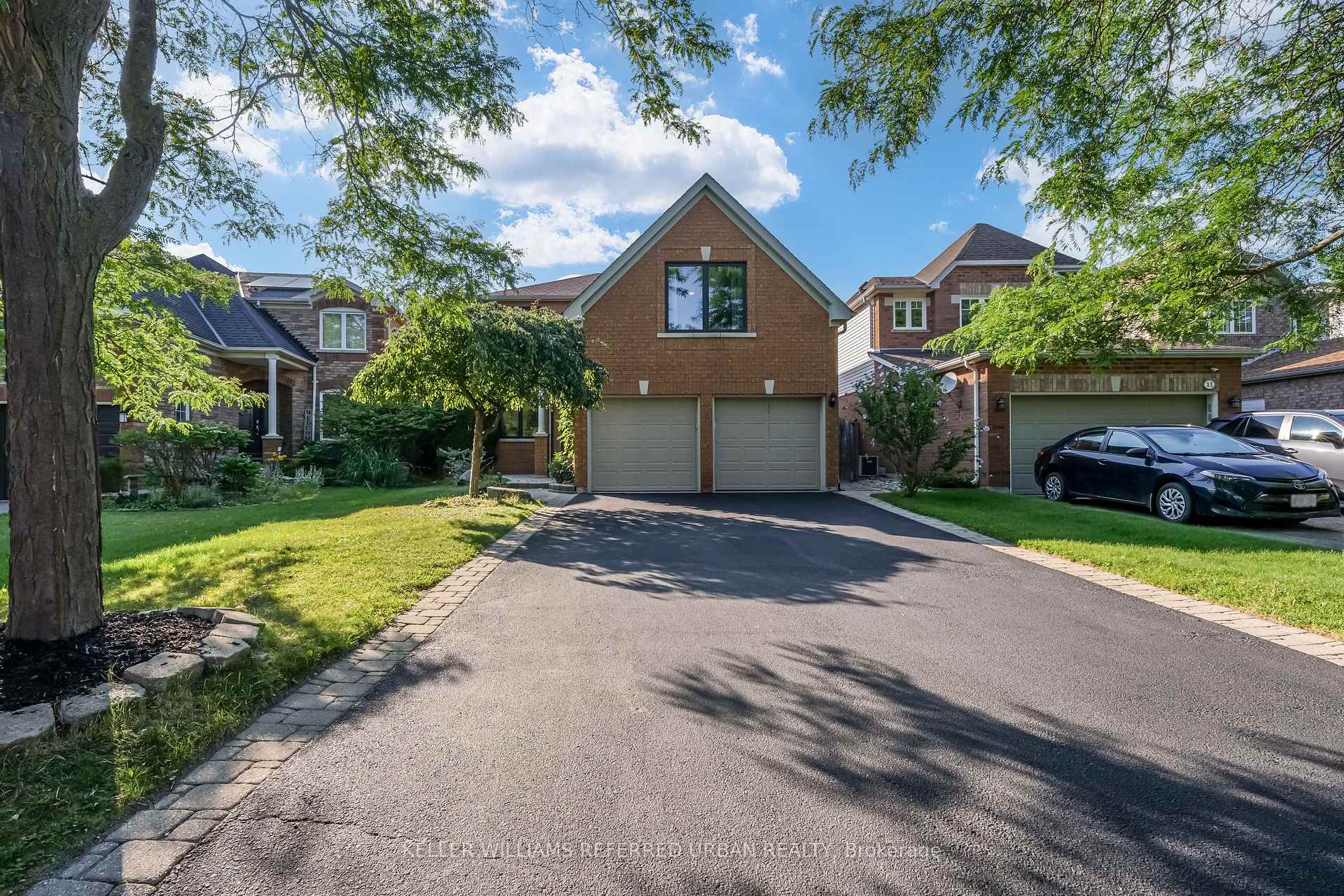 Photo 6 of 9 Stone Street, Halton Hills, Georgetown — HOMEH