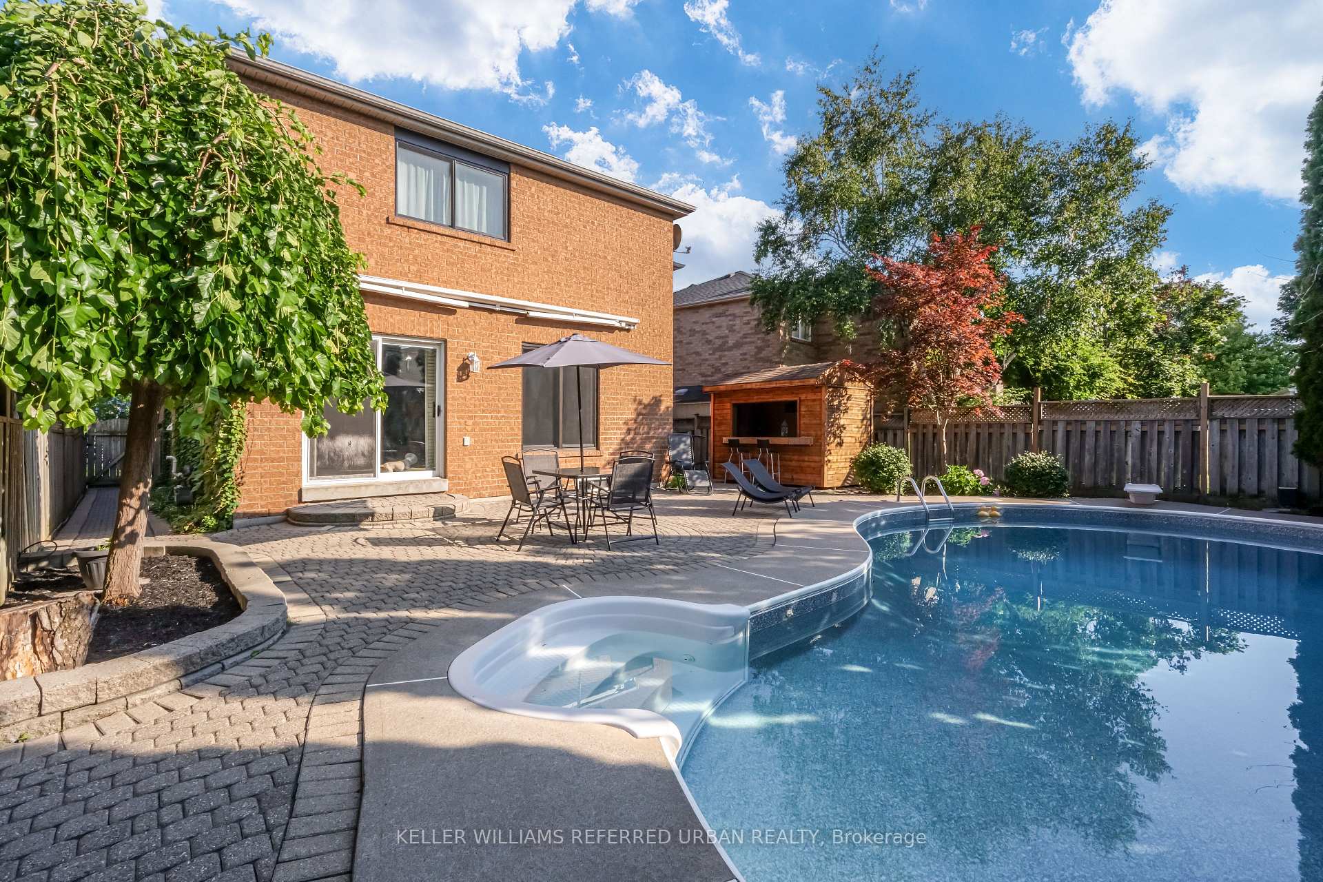 Photo 92 of 9 Stone Street, Halton Hills, Georgetown — HOMEH