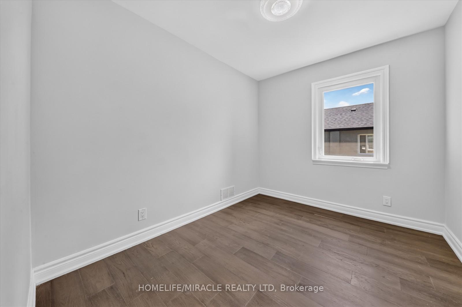 Photo 16 of 46 Singleton Road, Scarborough, Wexford-Maryvale — HOMEH