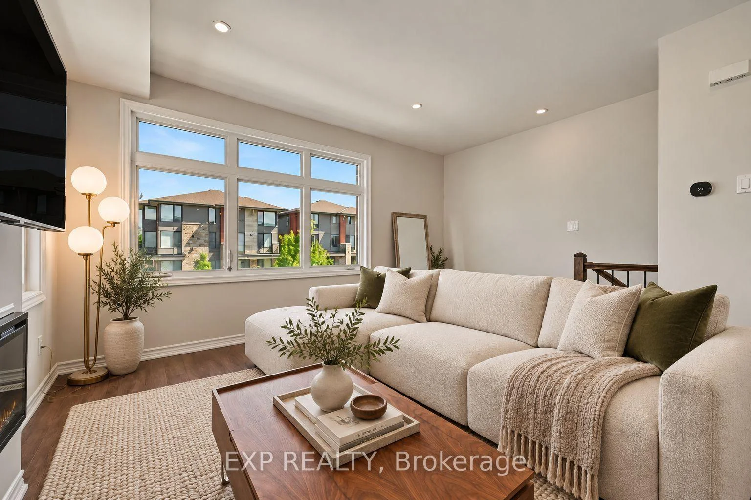 Photo 9 of 1400 Hemlock Road, Ottawa, CFB Rockcliffe and Area — HOMEH