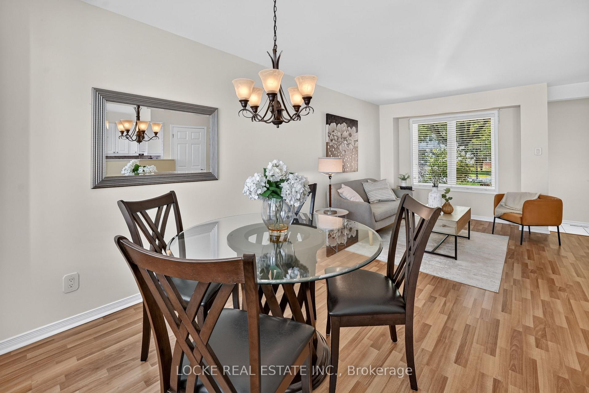 Photo 9 of 431 Lawler Crescent, Ottawa, Chatelaine Village — HOMEH