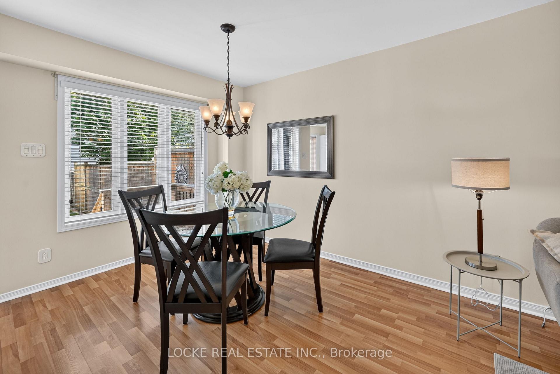 Photo 10 of 431 Lawler Crescent, Ottawa, Chatelaine Village — HOMEH