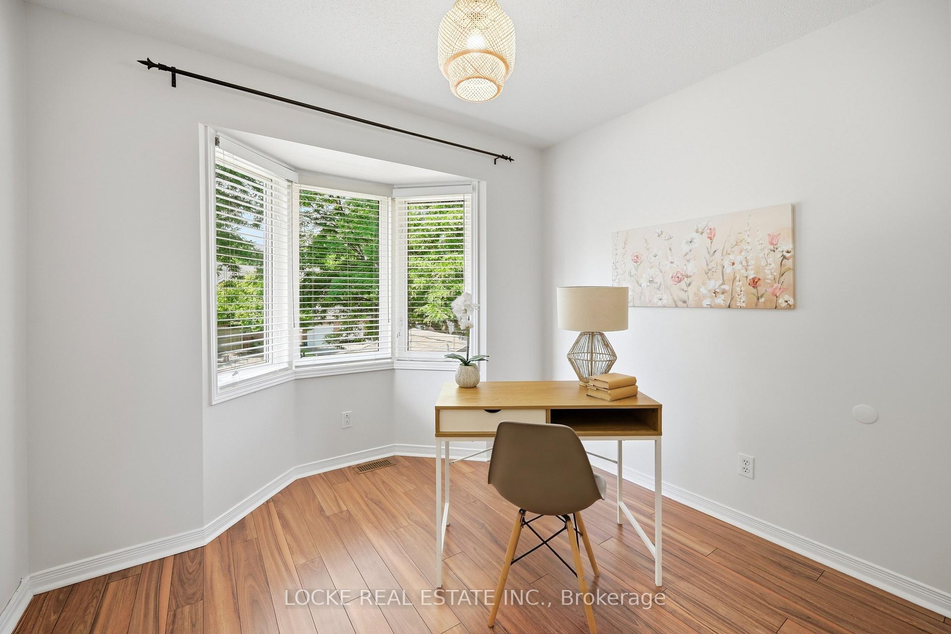 Photo 24 of 431 Lawler Crescent, Ottawa, Chatelaine Village — HOMEH