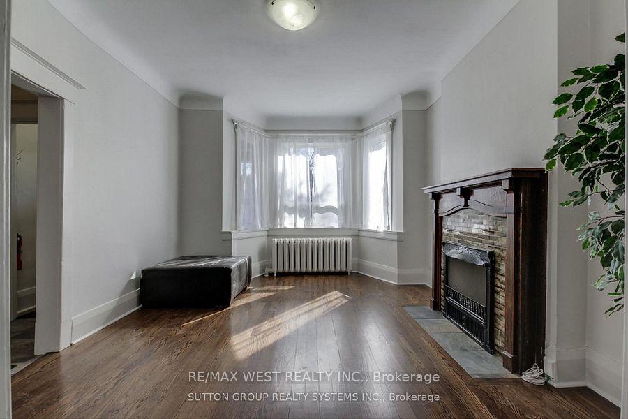 Photo 3 of 328 High Park Avenue, Toronto, Junction Area — HOMEH