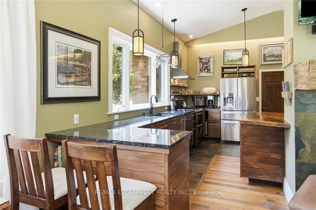 Photo 11 of 376 Moxley Road, Hamilton, Greensville — HOMEH