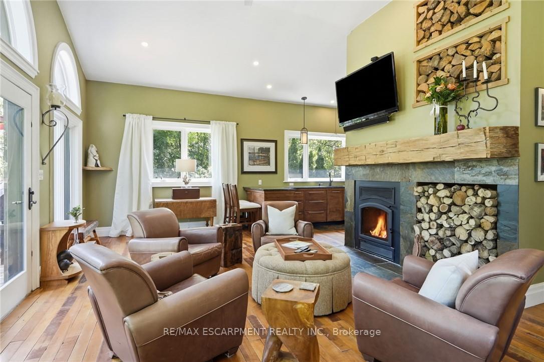 Photo 14 of 376 Moxley Road, Hamilton, Greensville — HOMEH