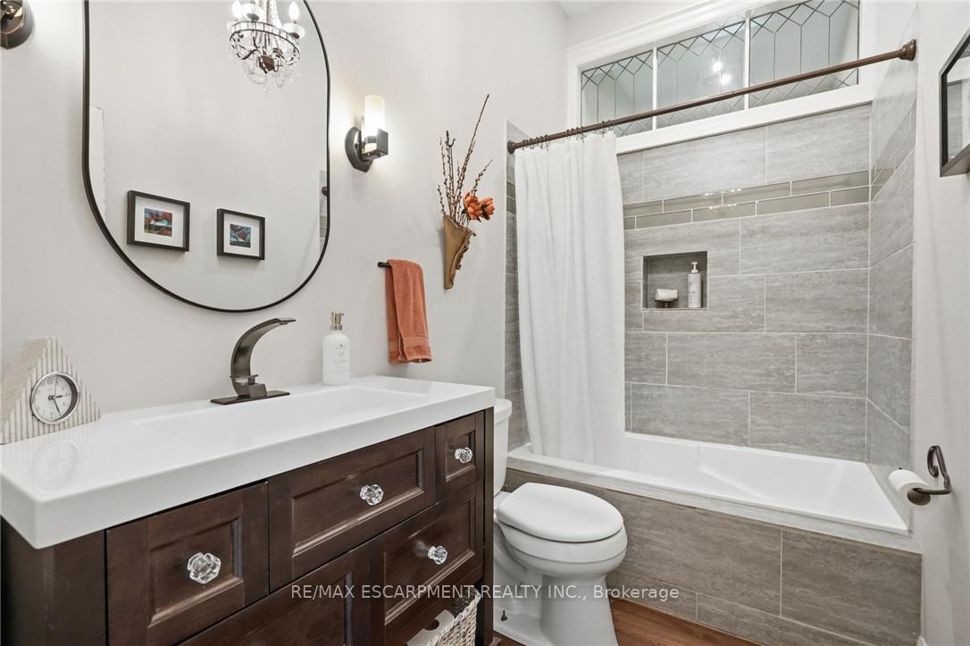 Photo 20 of 376 Moxley Road, Hamilton, Greensville — HOMEH