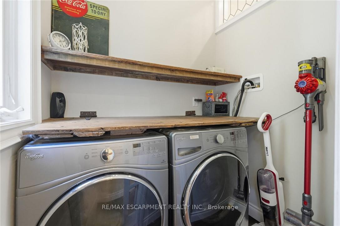 Photo 24 of 376 Moxley Road, Hamilton, Greensville — HOMEH