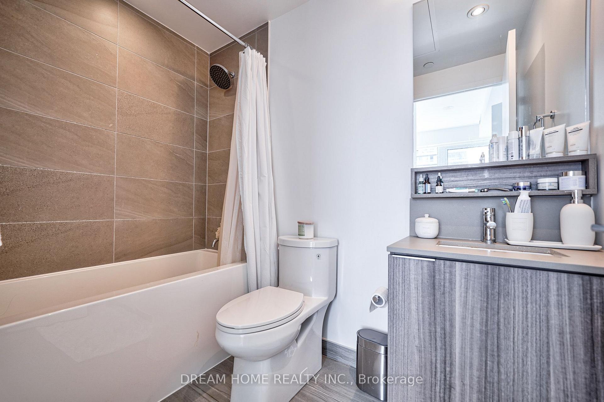 Photo 15 of Unit 1908, 898 Portage Parkway, Vaughan, Vaughan Corporate Centre — HOMEH