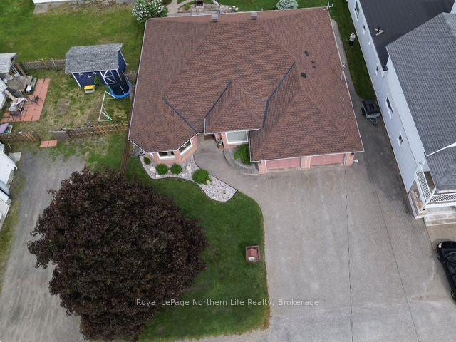Photo 6 of 164 Nipissing Street, West Nipissing, Sturgeon Falls — HOMEH