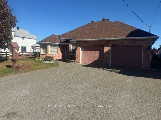 Photo 4 of 164 Nipissing Street, West Nipissing, Sturgeon Falls — HOMEH