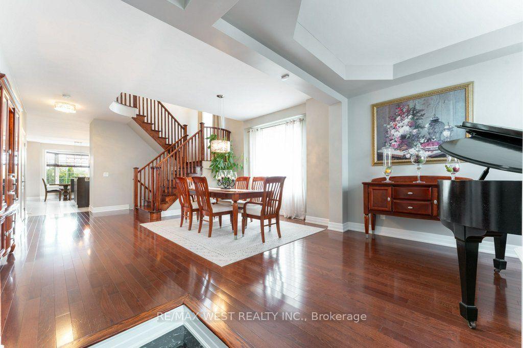 Photo 6 of 85 Aird Court, Milton, Scott — HOMEH