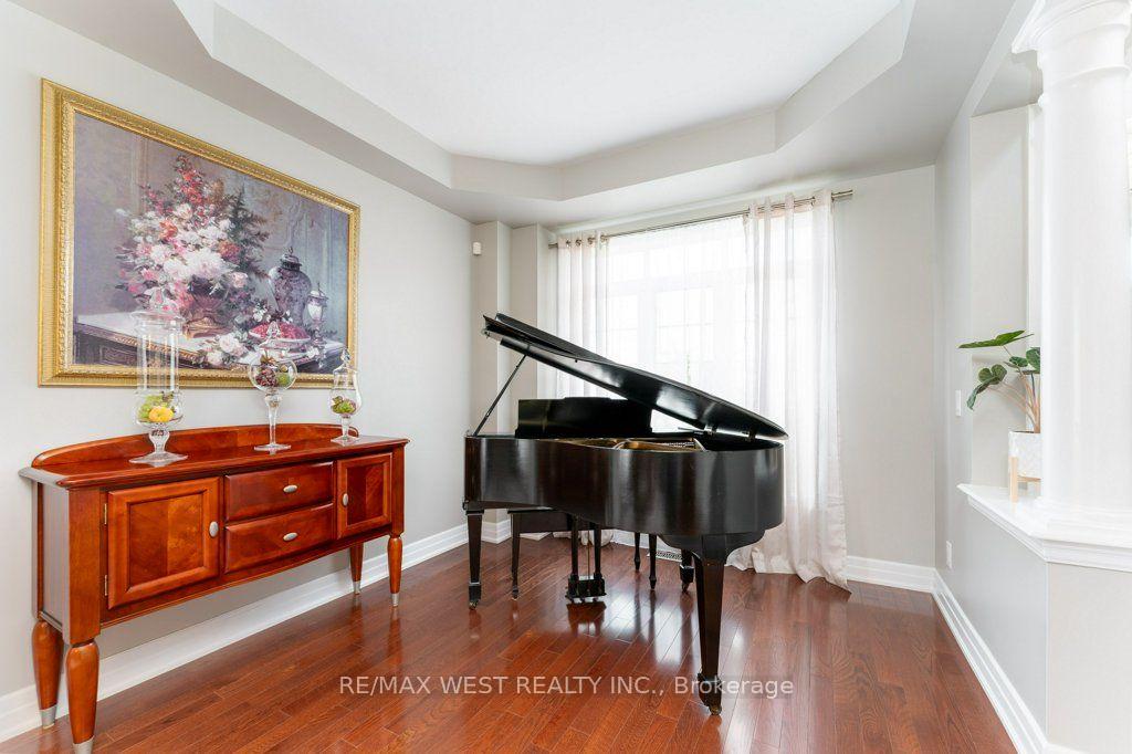 Photo 7 of 85 Aird Court, Milton, Scott — HOMEH