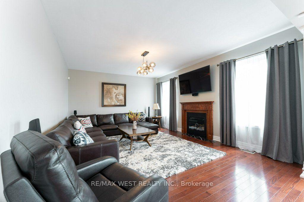 Photo 13 of 85 Aird Court, Milton, Scott — HOMEH